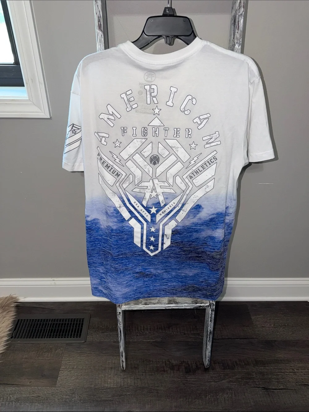 American Fighter White and Blue Graphic Short Sleeve Tee - Picture 4 of 4